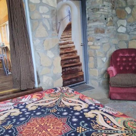 La Loma Del Chivo Llc Stone Cottage Alternative Building Marathon Exterior foto